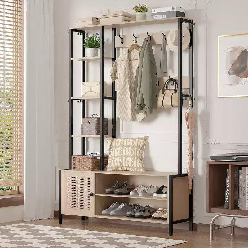 Meuble d'entrée avec banc et rangement à chaussures, portemanteau d'entrée 5-en-1 avec 9 patères, étagères de rangement à 2 niveaux et portes en rotin, beige