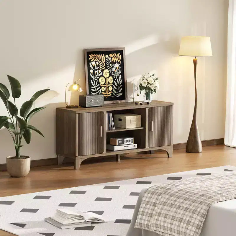 Meuble TV pour téléviseurs de 32 à 65 pouces Portes cannelées Meubles de rangement Étagères Noyer