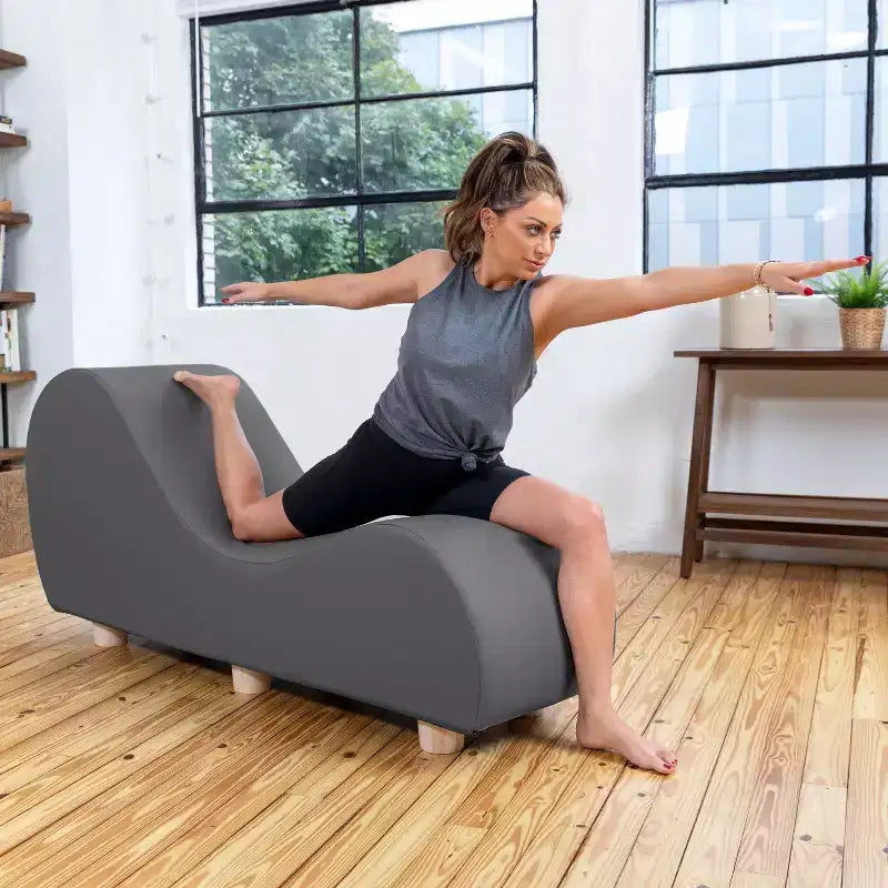 Chaise longue pour l'étirement et la relaxation, pieds en bois d'Hévéa, similicuir - Gris sous-marin