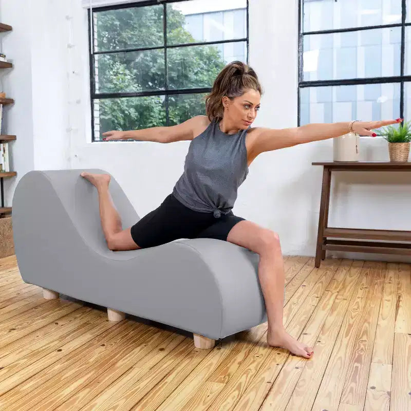 Chaise longue pour l'étirement et la relaxation, pieds en bois d'Hévéa, similicuir - Gris sous-marin