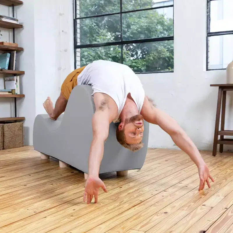 Chaise longue pour l'étirement et la relaxation, pieds en bois d'Hévéa, similicuir - Gris sous-marin