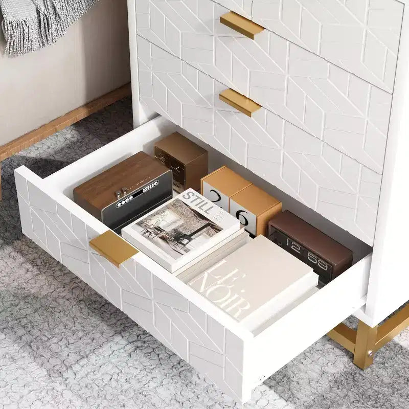 5 Drawers Dresser, Large Dresser for Bedroom, Chest of Drawers with Metal Base, Modern Dresser Chest Cabinet Organizer for Living Room, Hallway